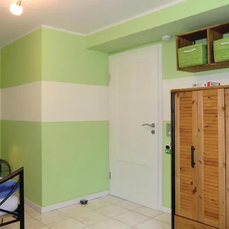 Amazing In With Kitchen Apartment